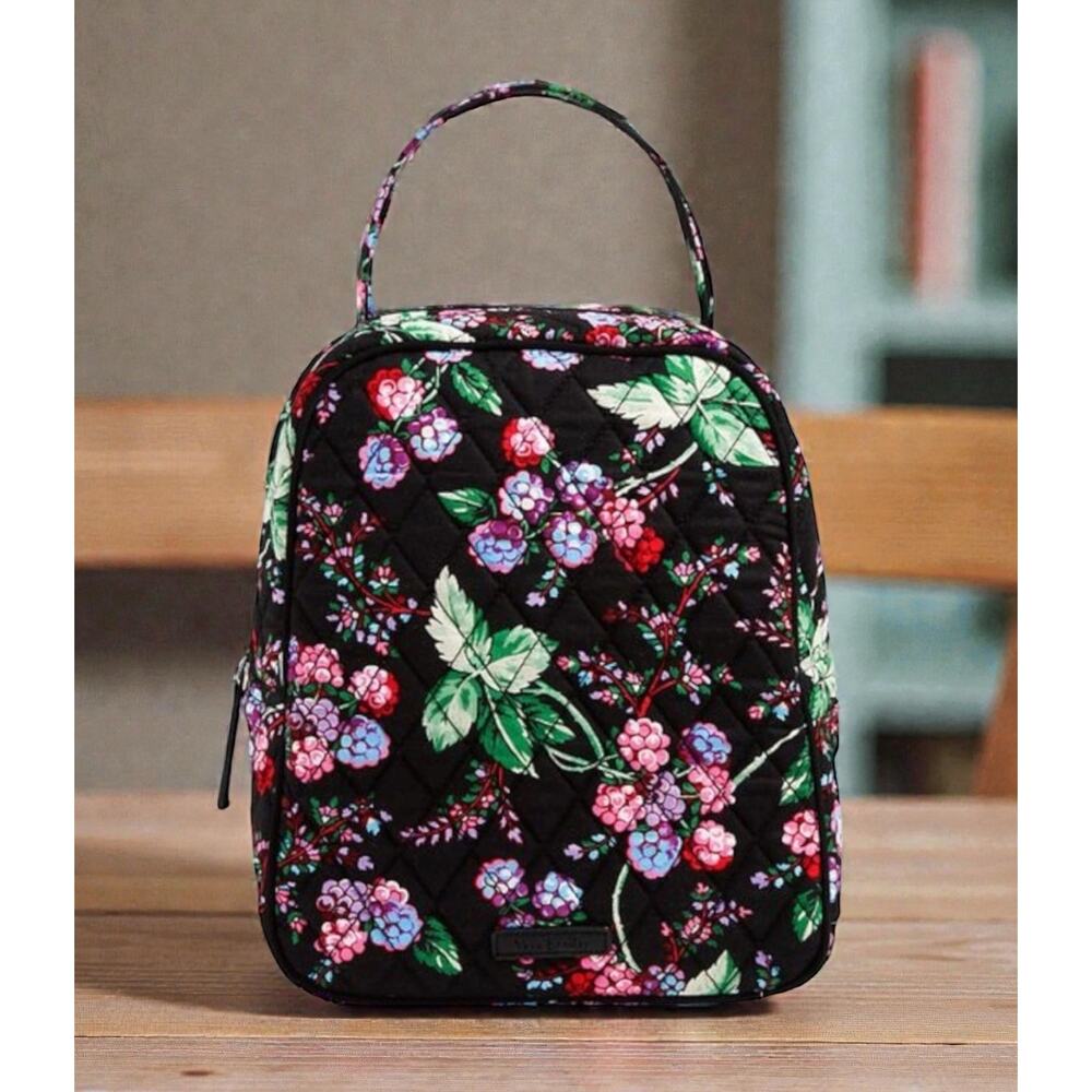 NWOT Vera Bradley Lunch Bunch Bag Winterberry Insulated Lunchbox Retired